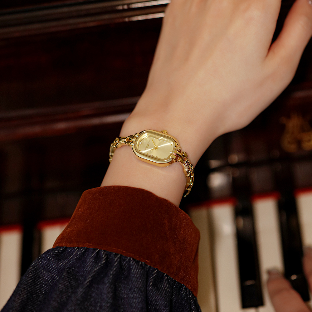 Orologio da polso vintage Movi - Unique Jewelry Watches recensione e prezzo